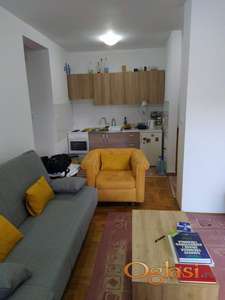 Prodaje se 2.0 stan:Novi Sad-Grbavica, 44m2